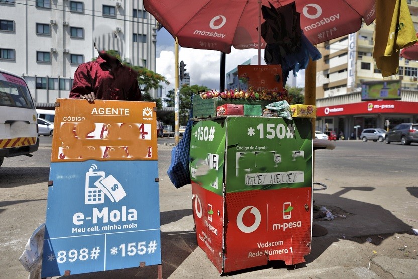 Agente de carteiras móveis e-Mola e M-Pesa
